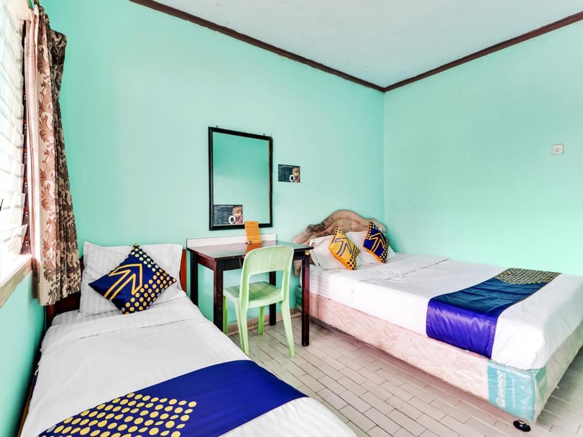 Spot On 90003 Villa Tawang Cianjur Exterior foto